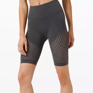 Lululemon bike shorts